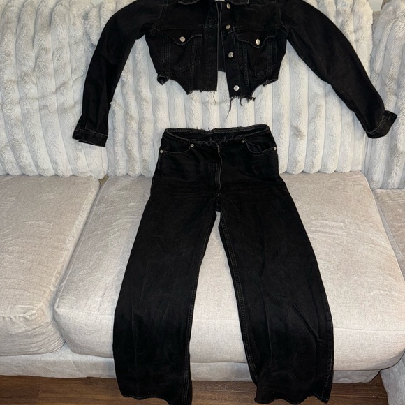 Zara black jean jacket w/ matching pants - Picture 4 of 9